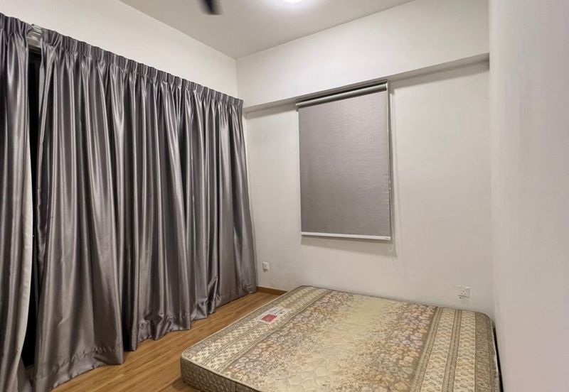 Lake Point Residence