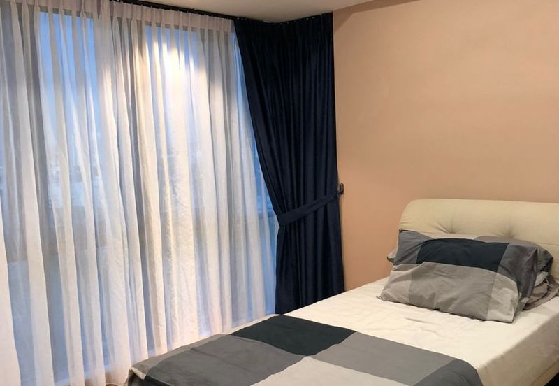 Lake Point Residence