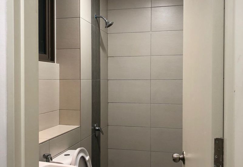 Lake Point Residence