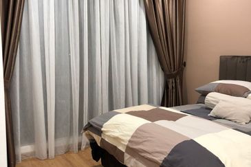 Lake Point Residence