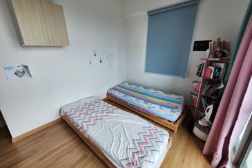 Lake Point Residence