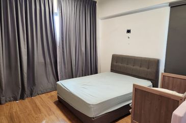 Lake Point Residence