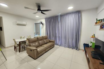 Lake Point Residence