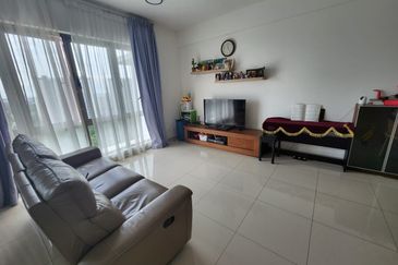 Lake Point Residence