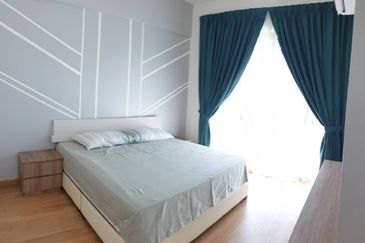 Lake Point Residence