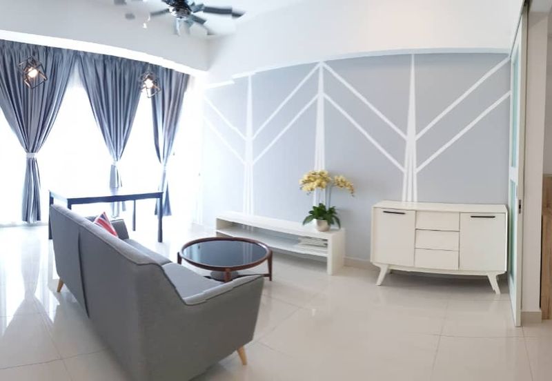 Lake Point Residence