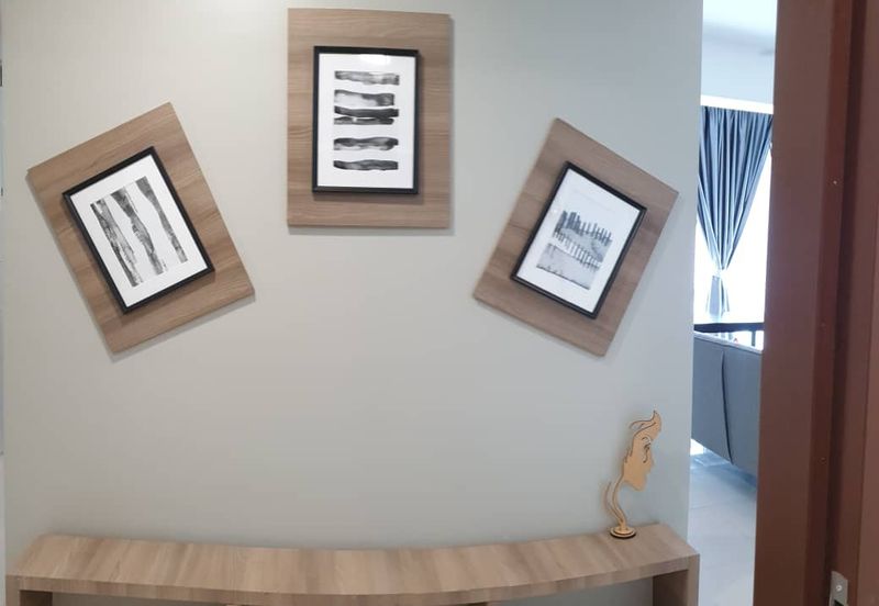 Lake Point Residence