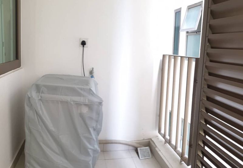 Lake Point Residence