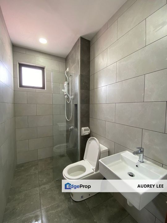 Partly furnished safiro 3 rooms landed for rent!, Selangor, Cyberjaya