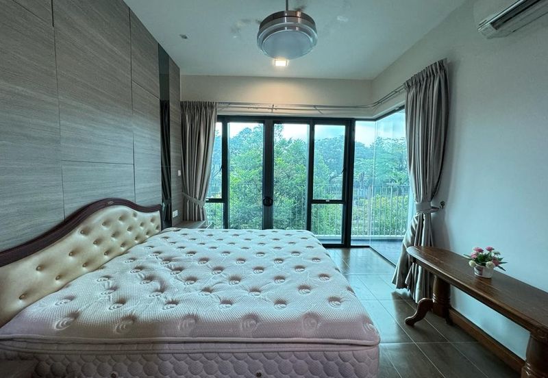 Charms of Nusantara, Setia Eco Glades