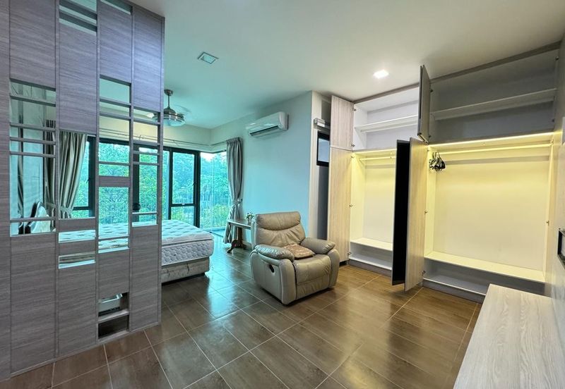 Charms of Nusantara, Setia Eco Glades