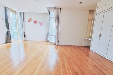 Perdana Lakeview East