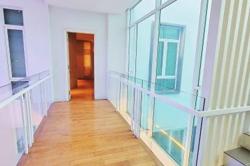 Perdana Lakeview East