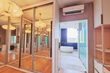 Perdana Lakeview East