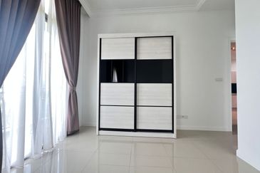 Isle of Kamares, Setia Eco Glades