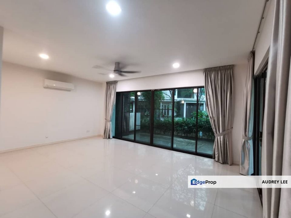 Partly furnished bungalow for rent!, Selangor, Cyberjaya