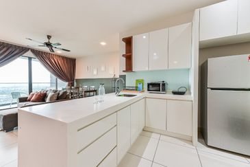 Cristal Serin Residence