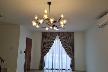 Reef Of Tropics, Setia Eco Glades