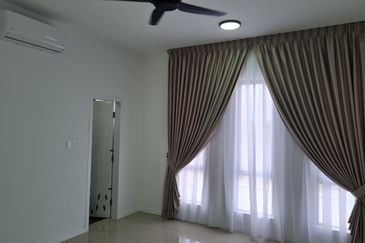 Reef Of Tropics, Setia Eco Glades