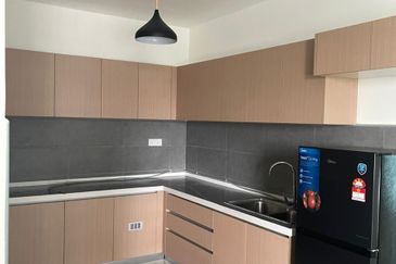 Lake Point Residence