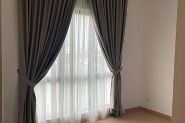 Lake Point Residence