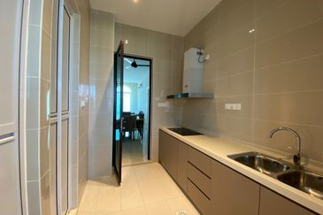 Isle of Kamares, Setia Eco Glades