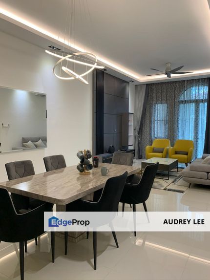 full furnished good facing unit! cpway, mocrowave & wifi provided, Selangor, Cyberjaya