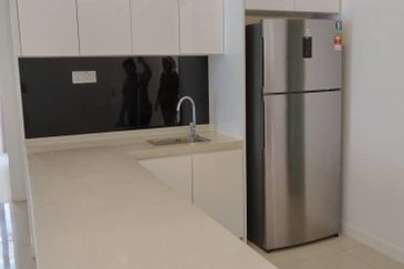 Isle of Kamares, Setia Eco Glades