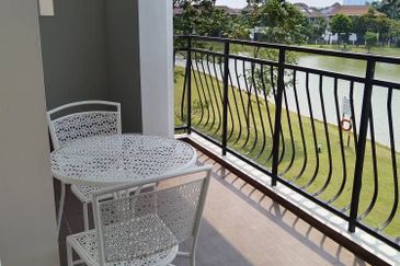 Isle of Kamares, Setia Eco Glades