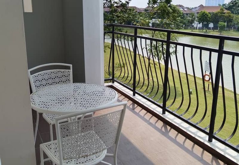 Isle of Kamares, Setia Eco Glades