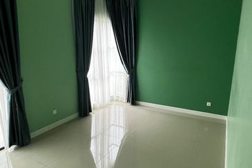 Isle of Kamares, Setia Eco Glades