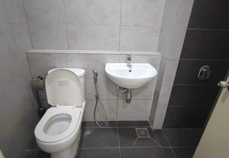 Lake Point Residence