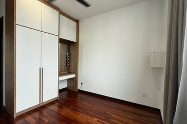 Jewels of Grasmere, Setia Marina