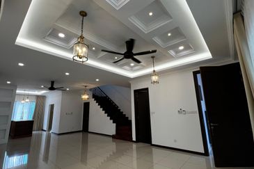 Jewels of Grasmere, Setia Marina