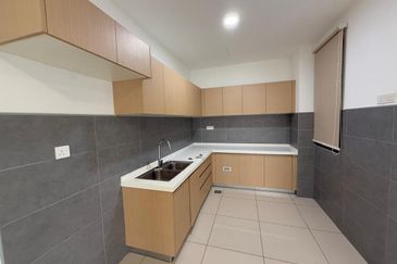 Lake Point Residence