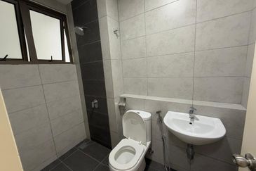 Lake Point Residence