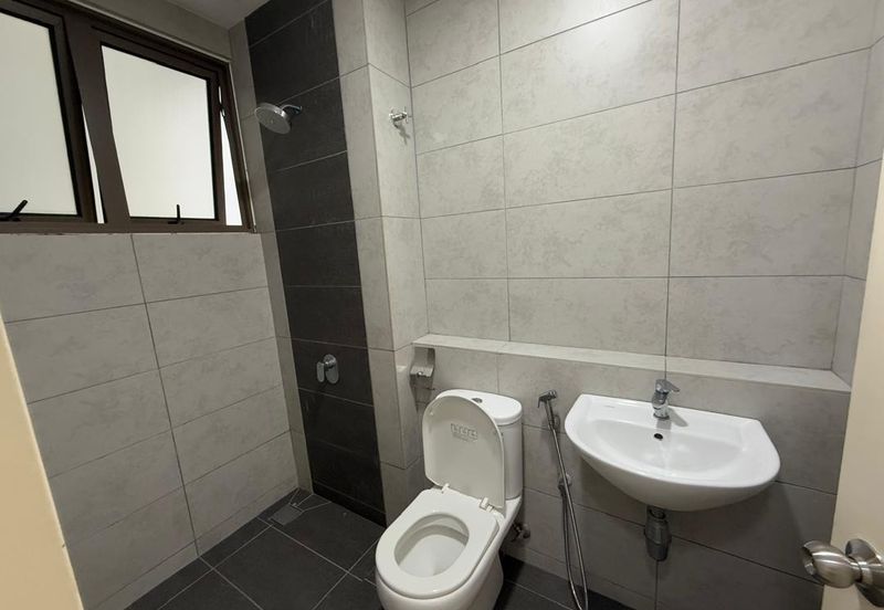 Lake Point Residence