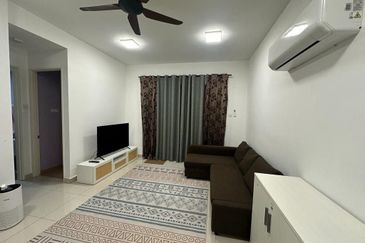 Lake Point Residence