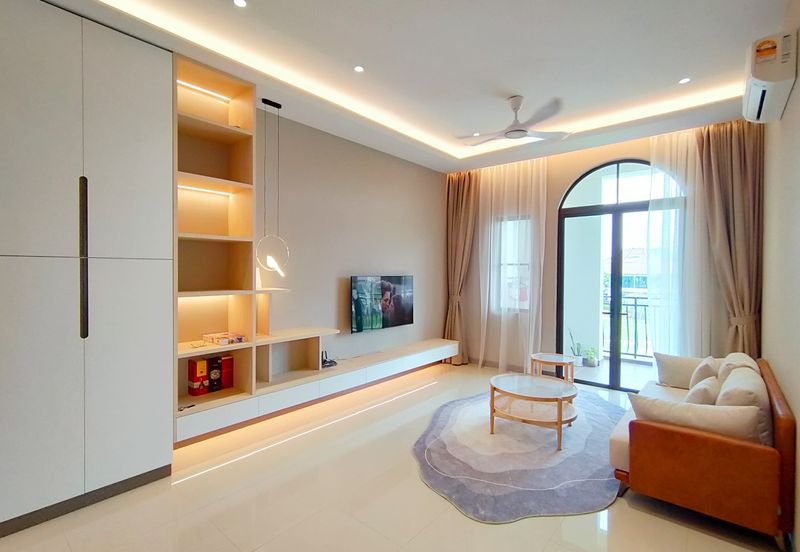 Isle of Kamares, Setia Eco Glades