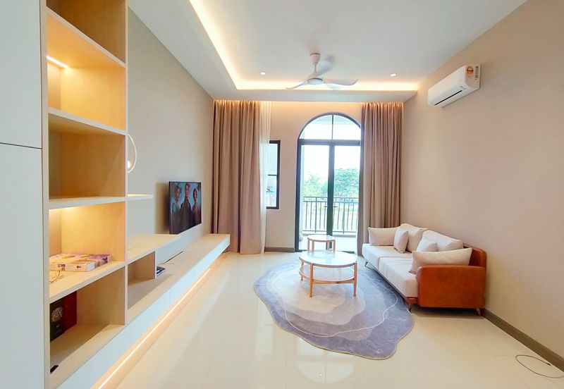 Isle of Kamares, Setia Eco Glades