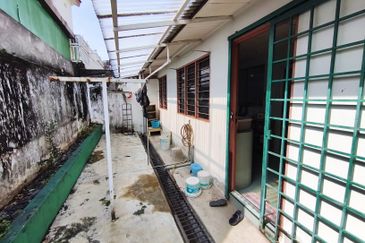 Jalan Sepadu, Taman United