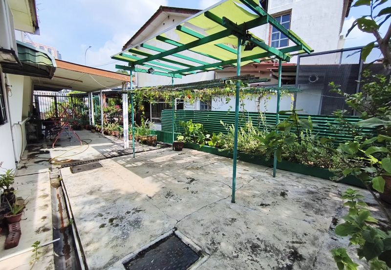 Jalan Sepadu, Taman United