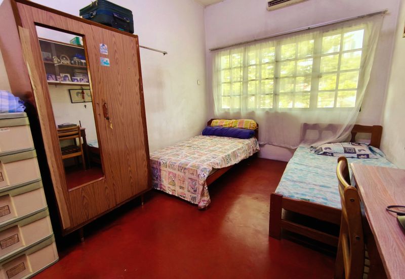 Jalan Sepadu, Taman United