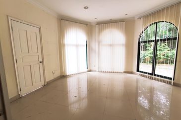 Ampang Hilir Bungalow by the lake