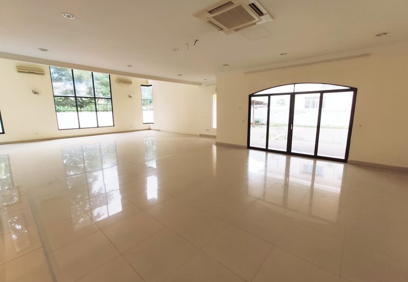 Ampang Hilir Bungalow by the lake