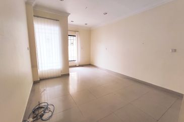 Ampang Hilir Bungalow by the lake