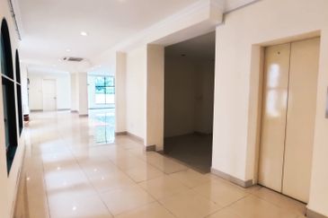 Ampang Hilir Bungalow by the lake