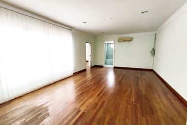 Ampang Hilir Bungalow by the lake