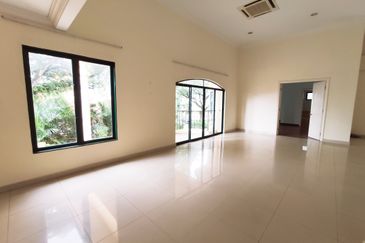 Ampang Hilir Bungalow by the lake