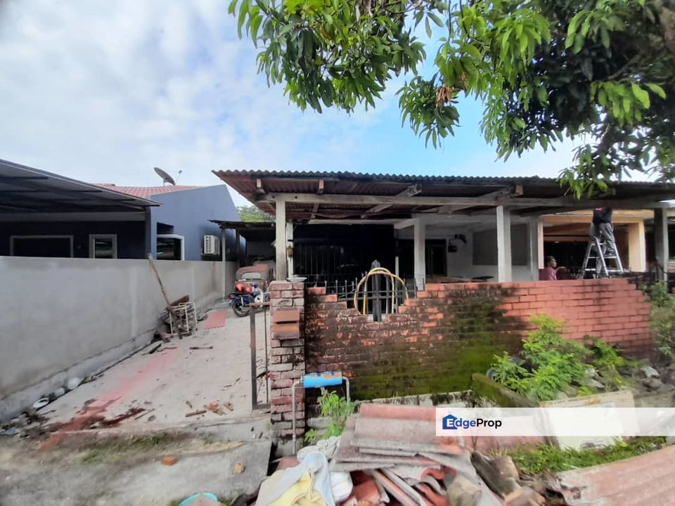DESA PENGKALAN SINGLE STOREY HOUSE FOR RENT for Rental RM650 By ANDREW